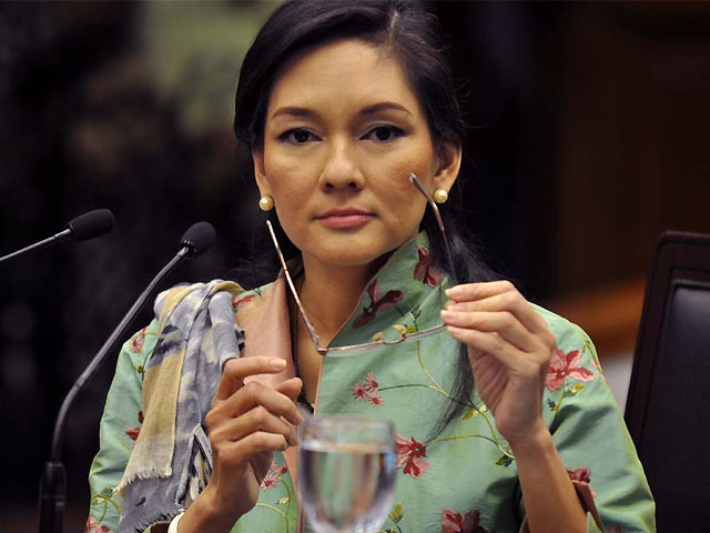 Philippine Senator Riza Hontiveros-Baraquel. Photo from gmanews.tv